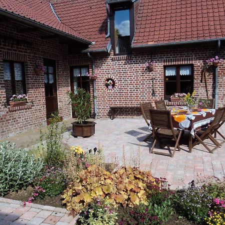 Chez Julie Bed & Breakfast Beaucamps-Ligny Exterior photo