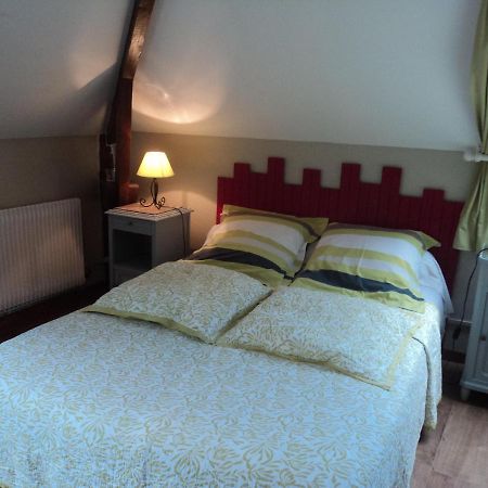 Chez Julie Bed & Breakfast Beaucamps-Ligny Exterior photo