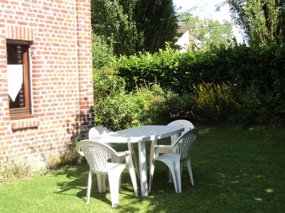 Chez Julie Bed & Breakfast Beaucamps-Ligny Exterior photo